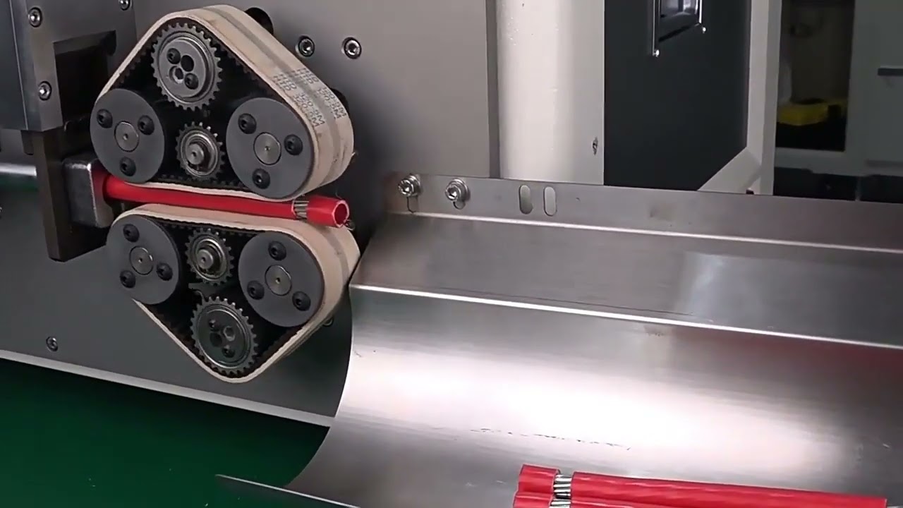 Automatisk afisolerings- og skæremaskine til elektriske kabler – 0,5-70 mm² med touchskærm