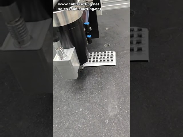 PUR smelteklæbemaskine og dispenser til tablet- og mobiltelefonkasser - præcis automatisk limning