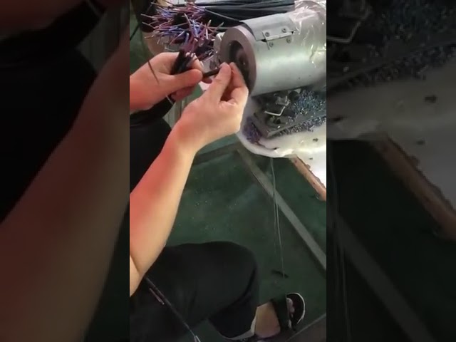 WPM-191 Halvautomatisk maskine til afisolering og tvinding af ledninger