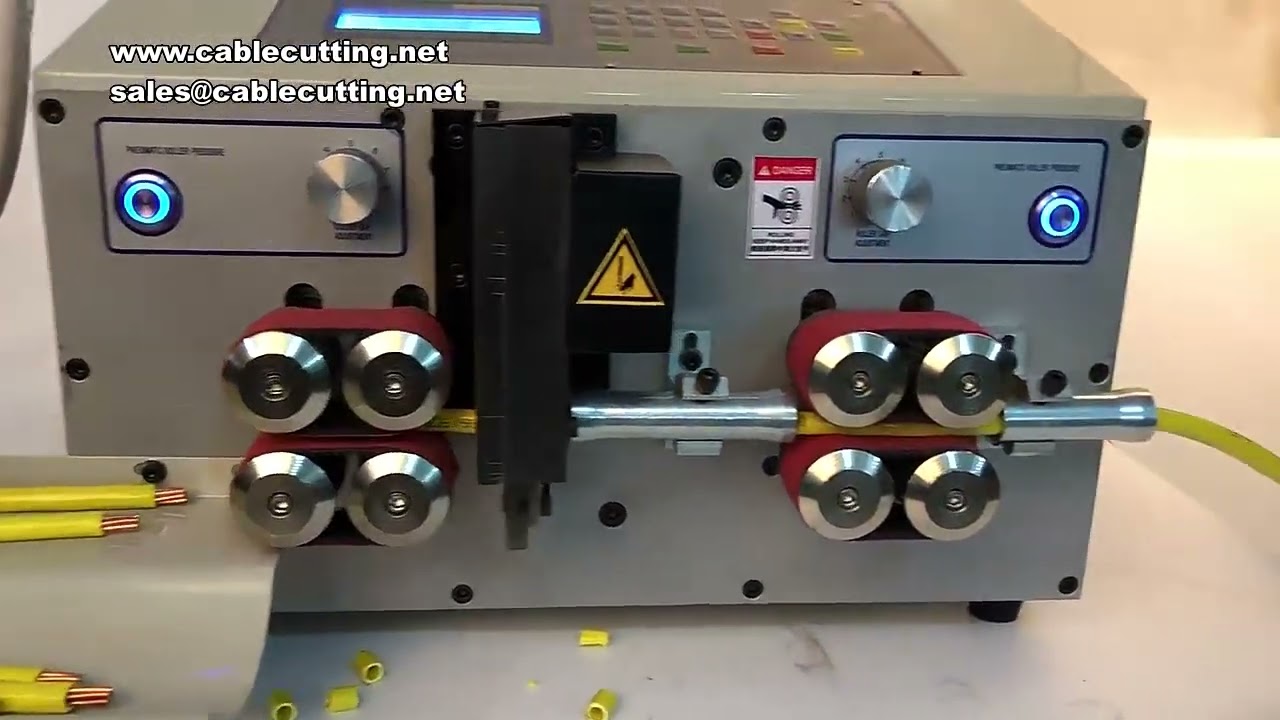 1000W 8-hjulet computerstyret automatisk tråd- og kabelafisoleringsmaskine - Præcis skrælning og skæring