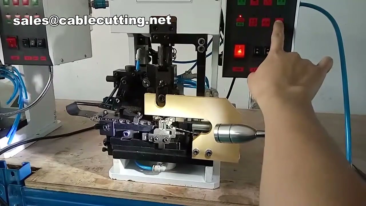 Trådafisolerings-, crimp- og forseglingsmaskine - Automatisk wirebehandling
