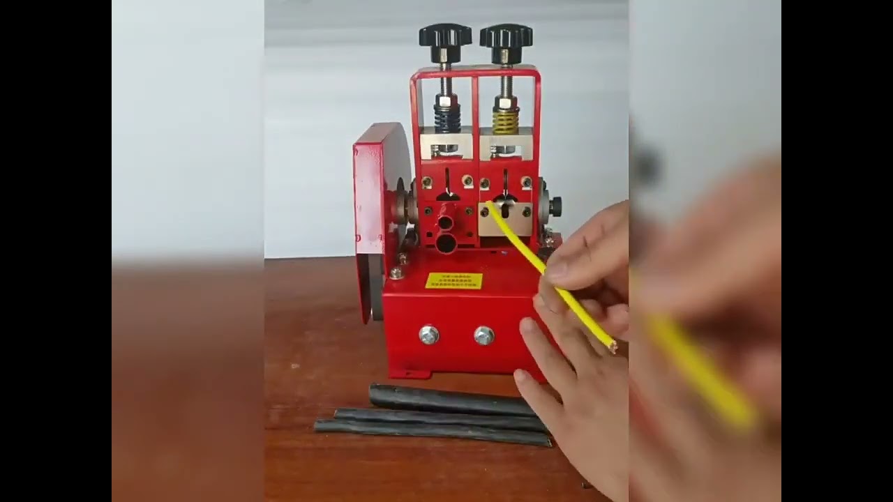 Mini trådafisoleringsmaskine til kobberkabler – Elektrisk og manuel med blade