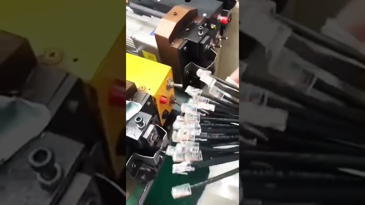 Automatisk krympning af netværkskabel og RJ-45 stik - ægte fabriksvideo #fabrik #maskine