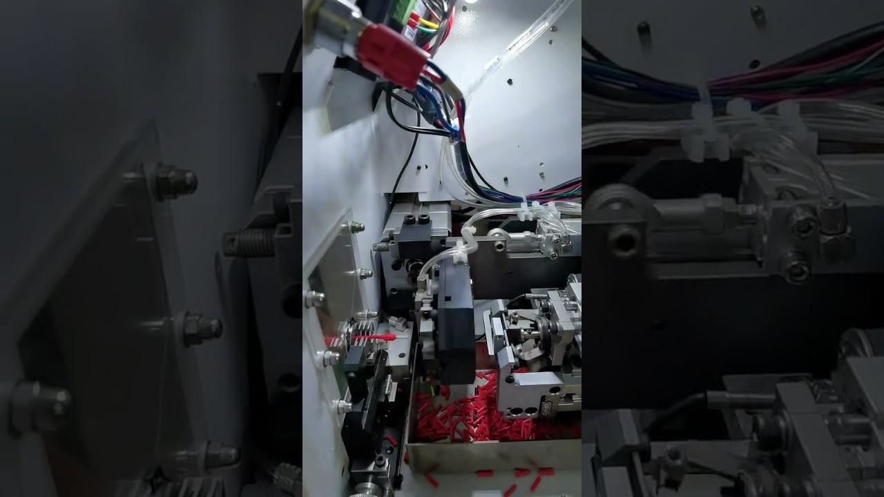 Video af rørterminal krympemaskine i drift – perfekt til ledninger op til 4 mm²