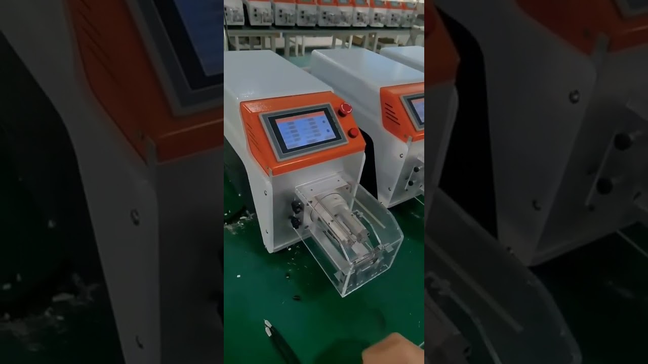 Halvautomatisk pedal-start roterende koaksialkabel-afisoleringsmaskine | Effektiv kabelafisolering #bil #maskine