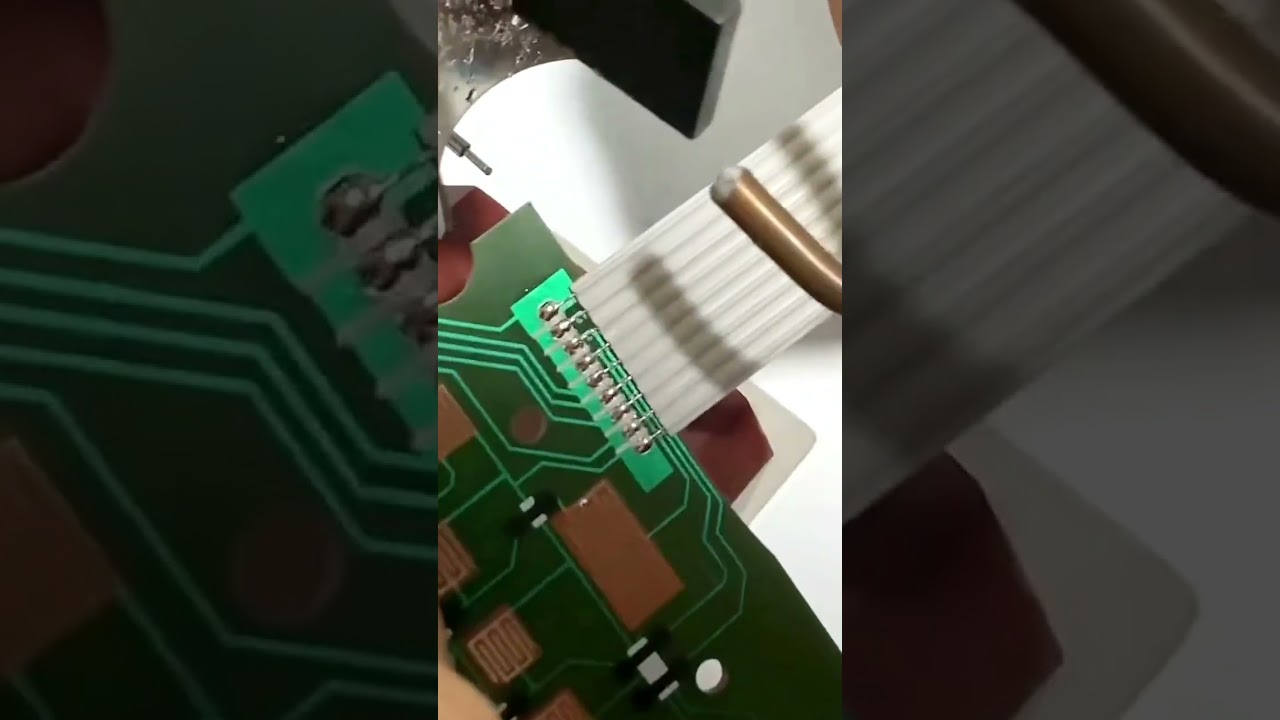 Semiautomatisk loddeudstyr: Funktioner til effektiv produktion