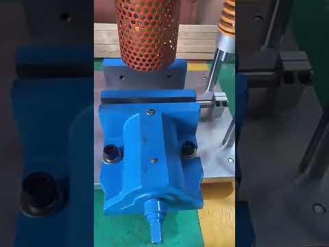 Desktop vertikal pneumatisk sprøjtestøbemaskine | Til laboratorie og små batch produktion, høj konfiguration