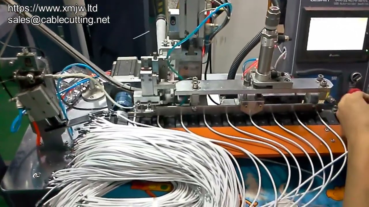 Fuldautomatisk USB-loddemaskine til datakabler