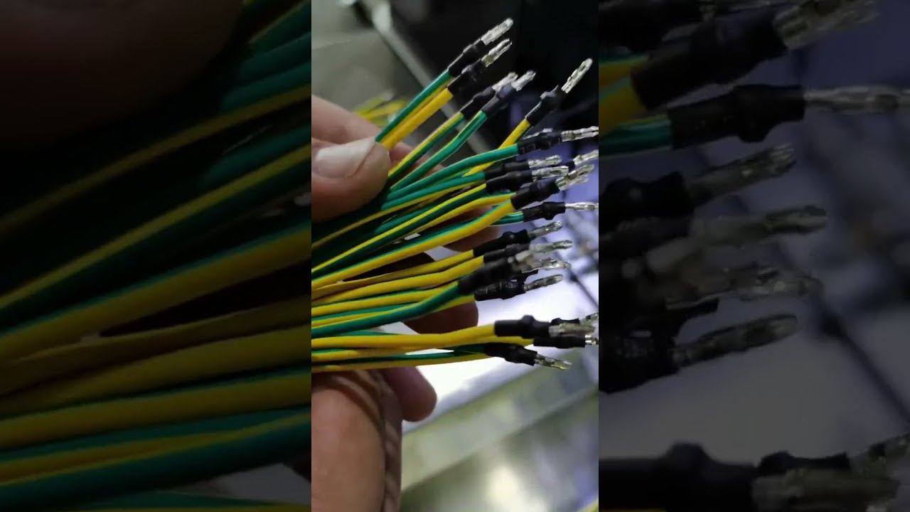 Automatisk montering af krympestrømper på krympede ledninger | Maskine til kabelisolering