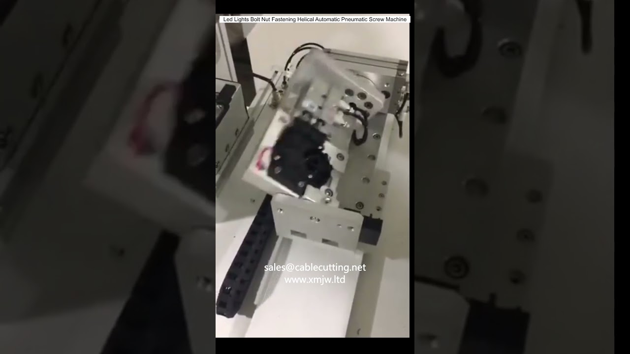Automatisk pneumatisk skruemaskine til LED-lys montering