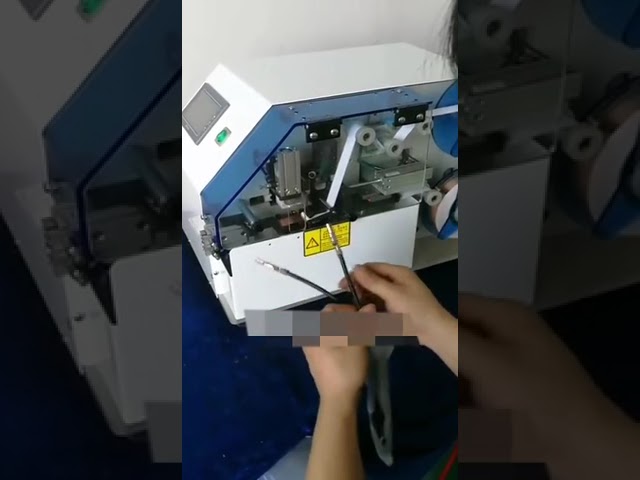 Automatisk maskine til indpakning af skærmet kabel med kobber- & aluminiumsfolie | Fabrik & Maskine