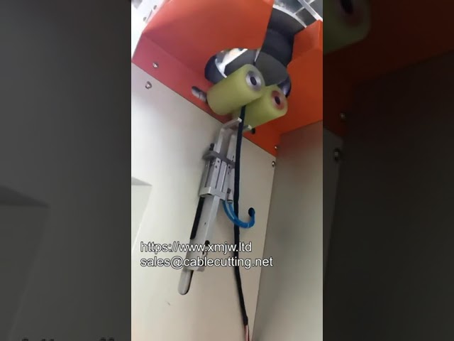 Automatisk overlappende kantsegment-tapemaskine til kabelbundtvikling
