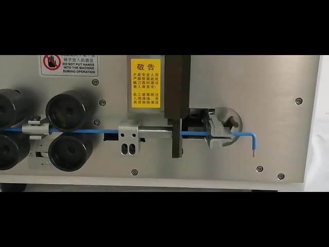 Effektiv automatisering: Computerstyret kabelbehandlingsmaskine til skæring, afisolering og bøjning (op til 16 mm)