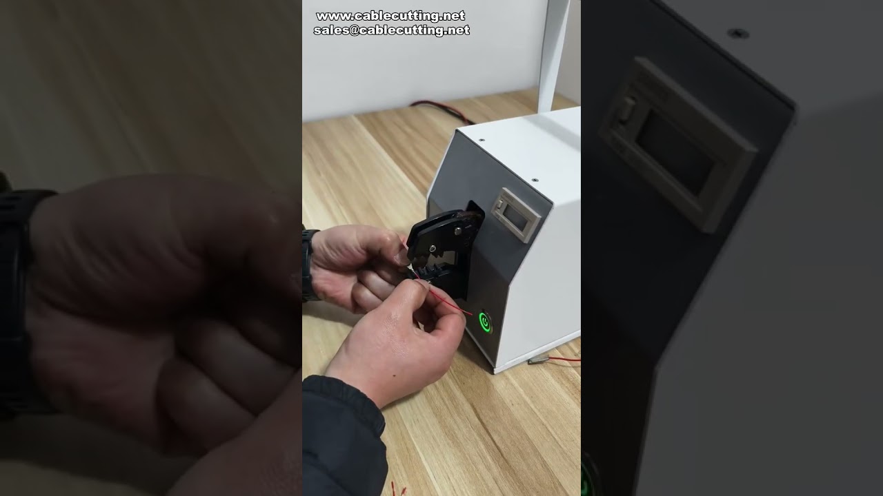 Elektrisk terminalkrympemaskine til små ledningsterminaler (0-14 AWG)