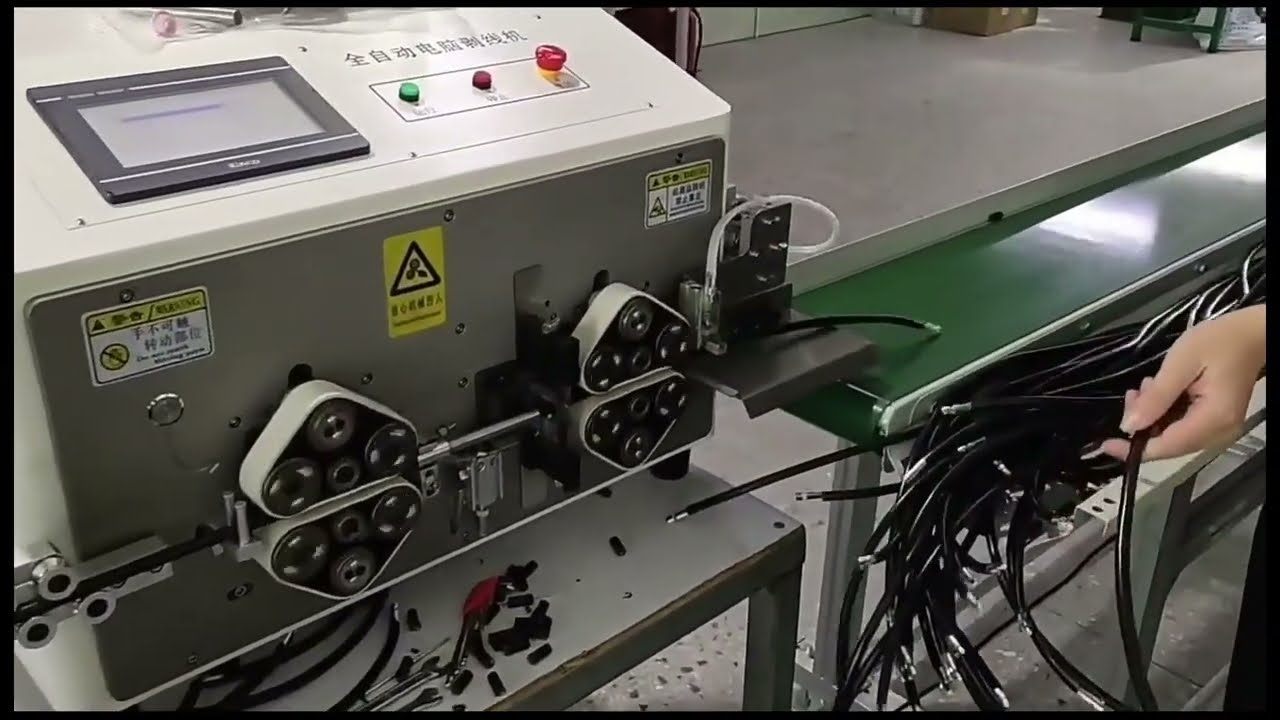 Automatisk trådskæring og krympning: 8-hjulet maskine til 50mm2 kabler