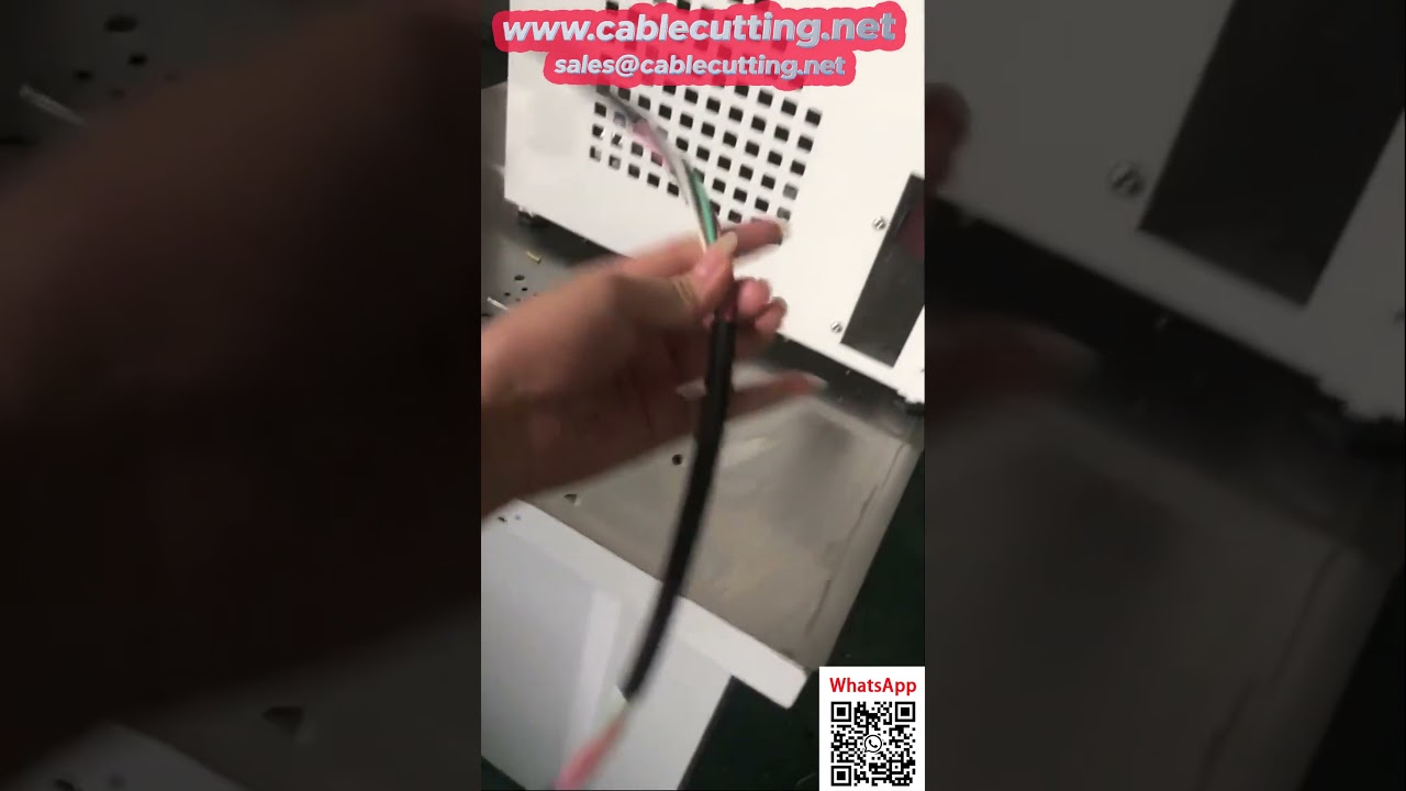 30 mm² automatisk computerstyret kabelafisoleringsmaskine
