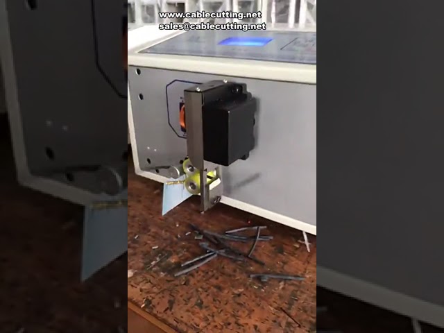 QG Automatisk Tråd- og Rørskæremaskine 200W - Præcis skæring af PVC, silikone og kabelstrømper