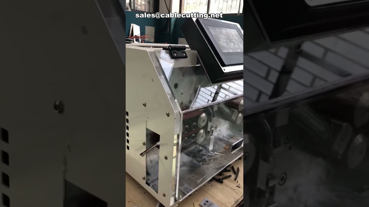 Afisolerings- og skæremaskine til flade og runde kabler op til 30 mm²