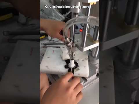 Mini automatisk skruemaskine med flere bits – effektiv industriel skruning og fastgørelse