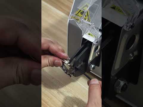 Nem og sikker krympning af alligatorklemmer med elektrisk ledningskrymper #fabrik #maskine