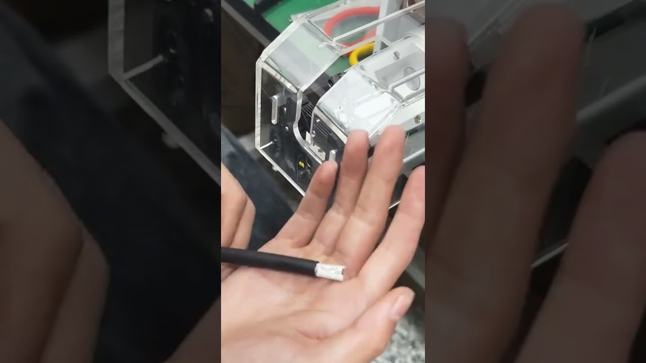 Effektiv halvautomatisk koaksial roterende wireafisolermaskine til fabrikker #maskine #produktion