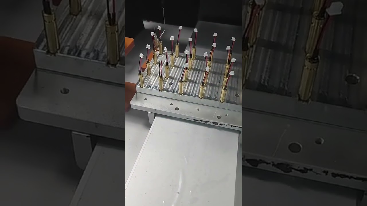 4-akset præcisionslimdispenser – Præcis volumenkontrol, spraycoating & dispensing til fabriksautomatisering