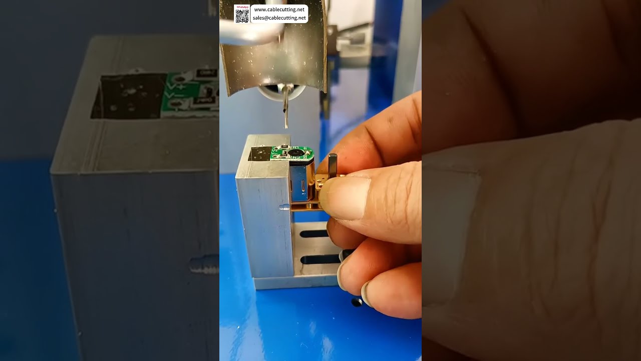 Halvautomatisk trådloddemaskine – nem betjening, perfekt til begyndere (kort version)