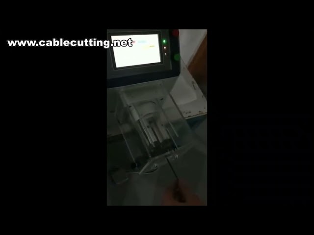 Koaksialkabelafisolering, Koaksialkabelafisoleringsmaskine, Automatisk koaksialkabelafisoleringsmaskine
