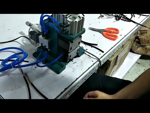 Mini pneumatisk afisoleringsmaskine 3F - Effektiv elektrisk kabelafisolering