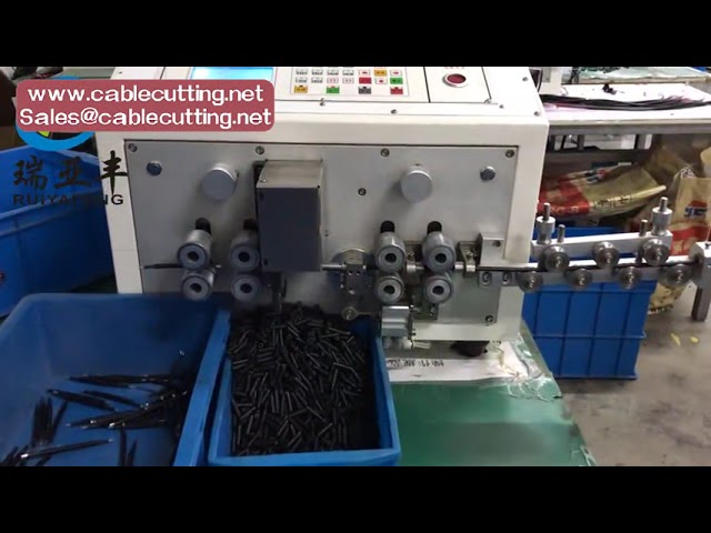Automatisk trådskærings- og afisoleringsmaskine | Industriel automatisering