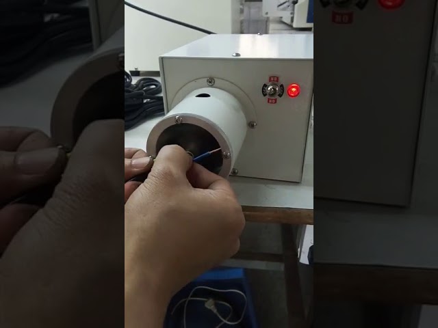 WPM 200: Semi-automatisk pneumatisk-elektrisk wire-afisolerings- og sno-maskine