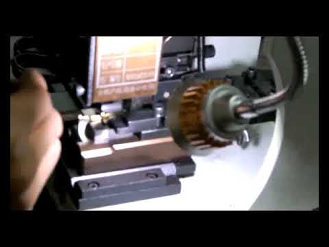 WPM-1500S Halvautomatisk Wire Crimpemaskine – Præcis Terminaltrådning